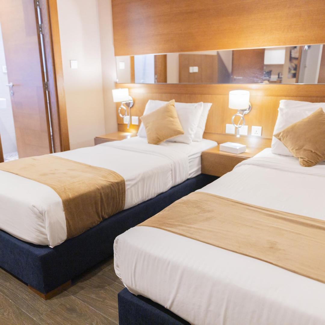 The Seventh Star Hotel Suites アンマン エクステリア 写真